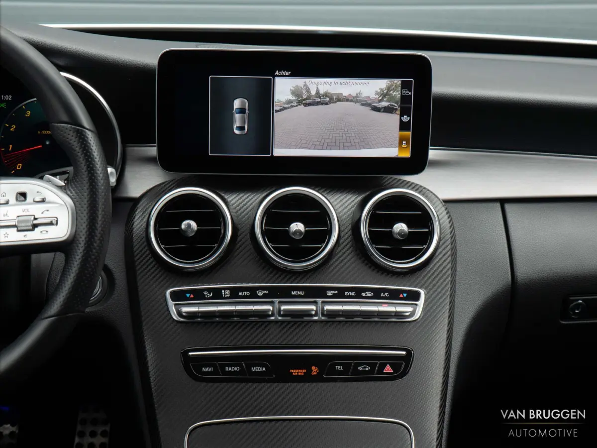300 AMG Premium Plus Pano Burmester Memory Luchtvering