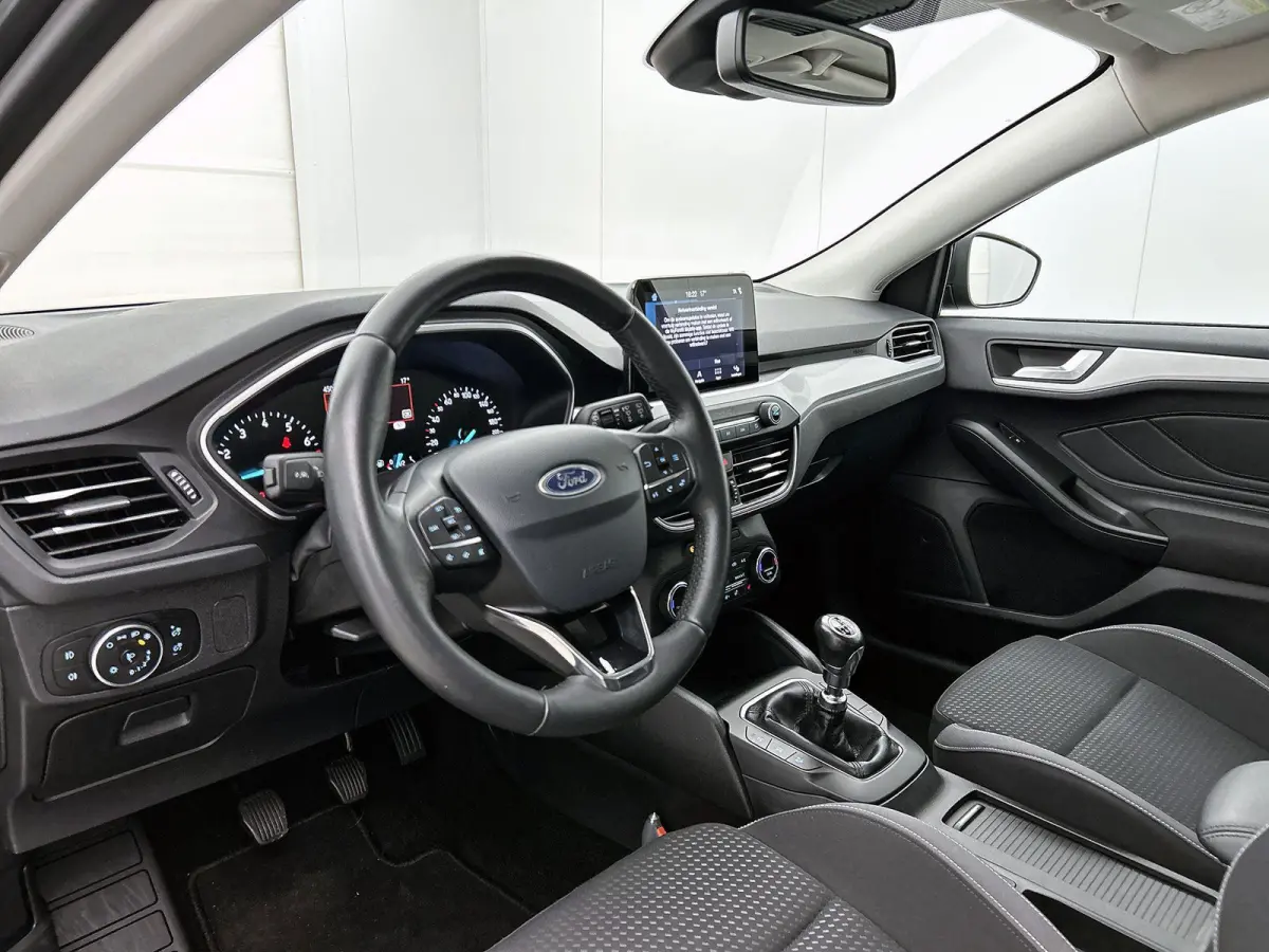 1.0 EcoBoost Trend Edition Business | Winterpack | Clima | Navi | Apple Carplay | Cruise Control | LMV |