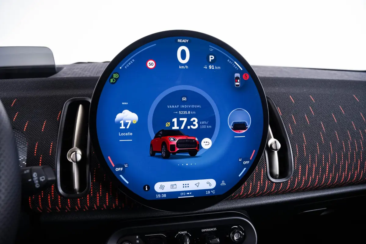 SE ALL4 John Cooper Works L Glazen panoramadak - Head up - Harman Kardon - Driving/Parking Assistant Plus - Comfort Access - High-beam Assistant - Getinte Ruiten -