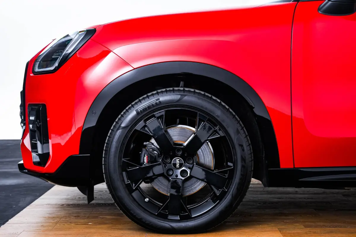 SE ALL4 John Cooper Works L Glazen panoramadak - Head up - Harman Kardon - Driving/Parking Assistant Plus - Comfort Access - High-beam Assistant - Getinte Ruiten -