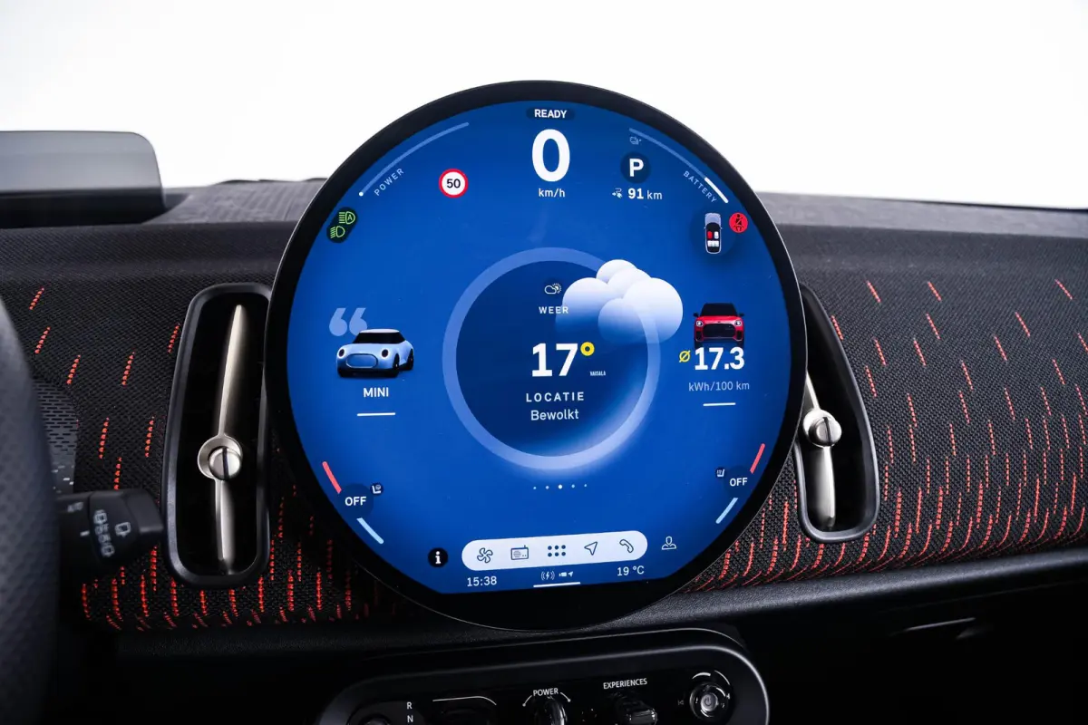 SE ALL4 John Cooper Works L Glazen panoramadak - Head up - Harman Kardon - Driving/Parking Assistant Plus - Comfort Access - High-beam Assistant - Getinte Ruiten -