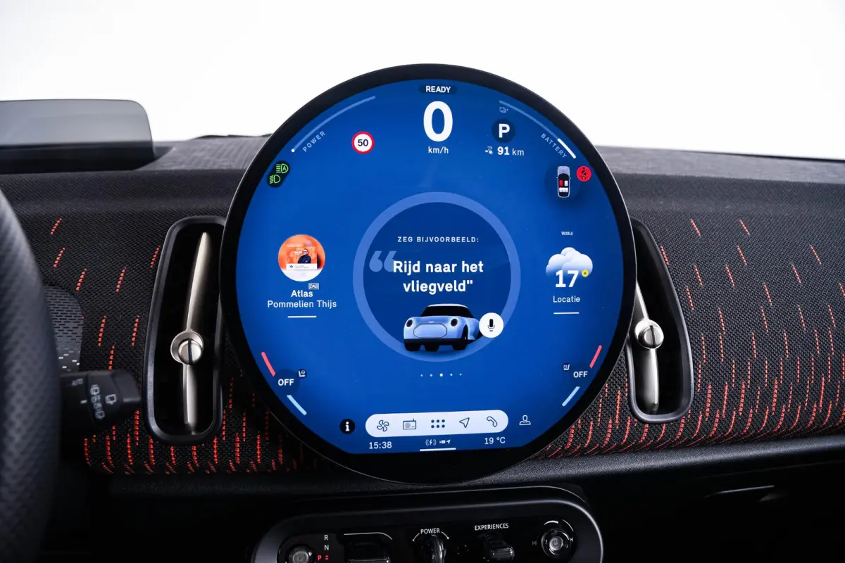 SE ALL4 John Cooper Works L Glazen panoramadak - Head up - Harman Kardon - Driving/Parking Assistant Plus - Comfort Access - High-beam Assistant - Getinte Ruiten -