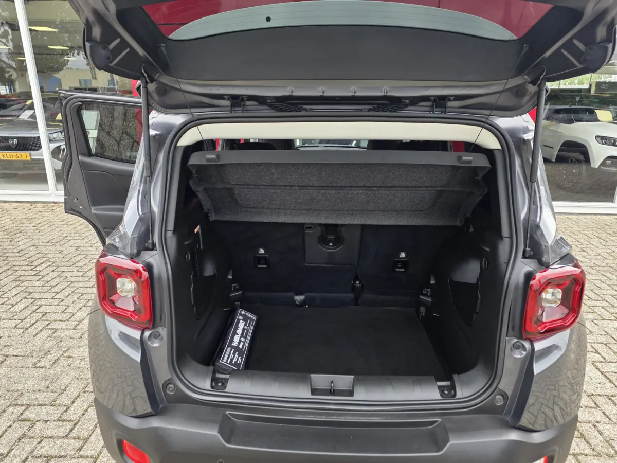 1.5T e-Hybrid S | Winterpakket | Leren Bekleding | Camera | Led verlichting