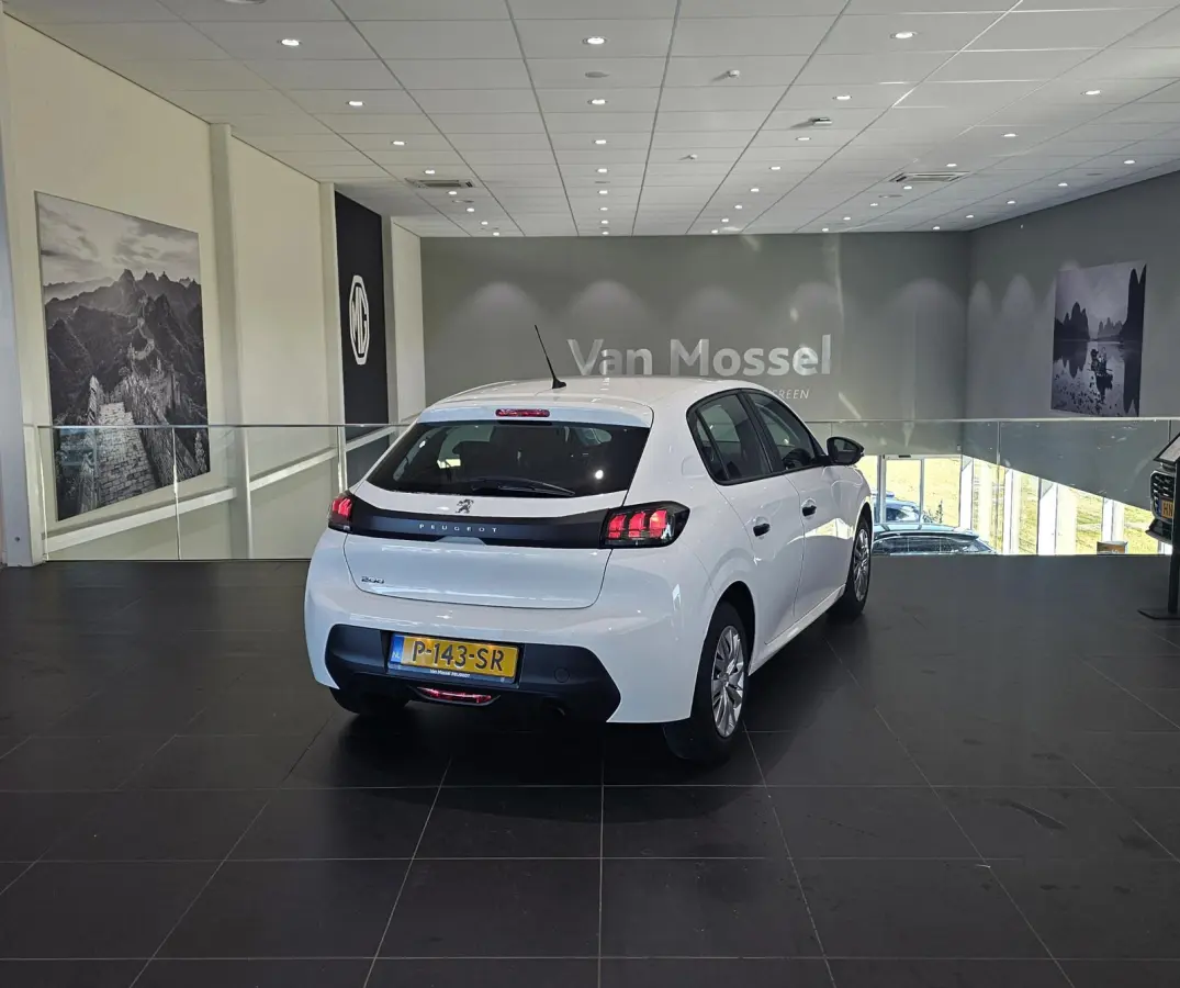 1.2 PureTech Like | Cruise Control | DAB Radio | Lane Assist | Airco