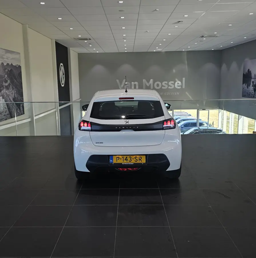 1.2 PureTech Like | Cruise Control | DAB Radio | Lane Assist | Airco
