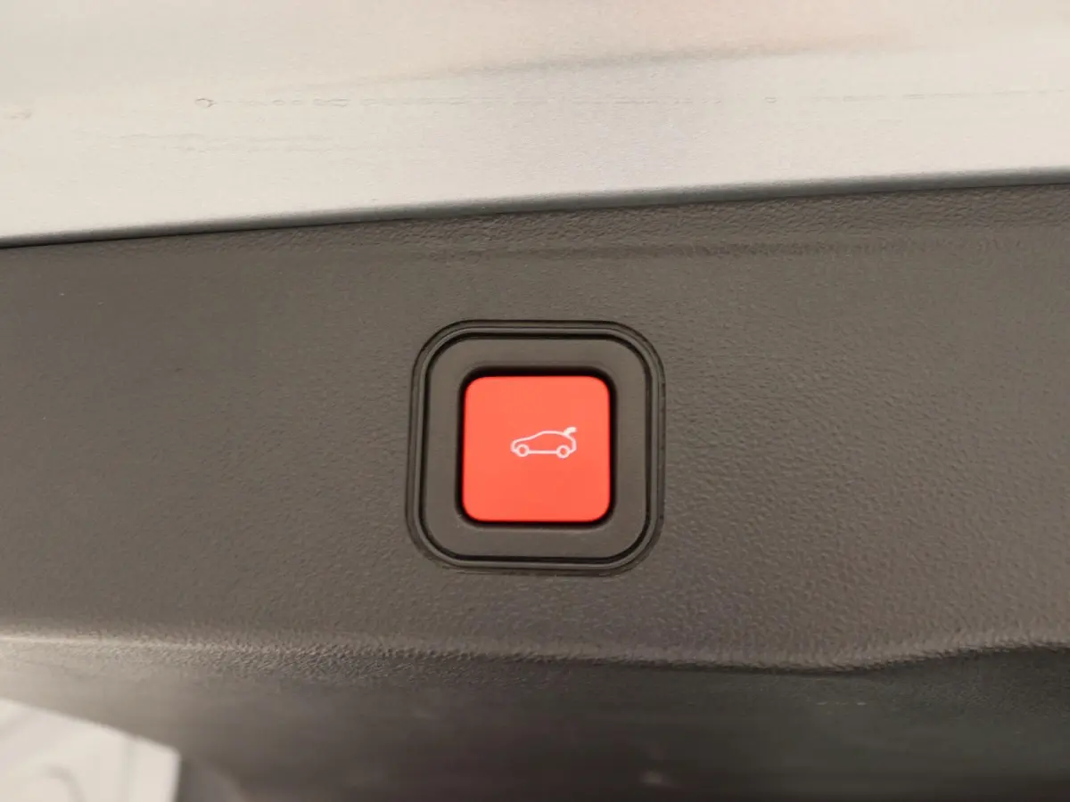 1.2 e-Hybrid Altitude