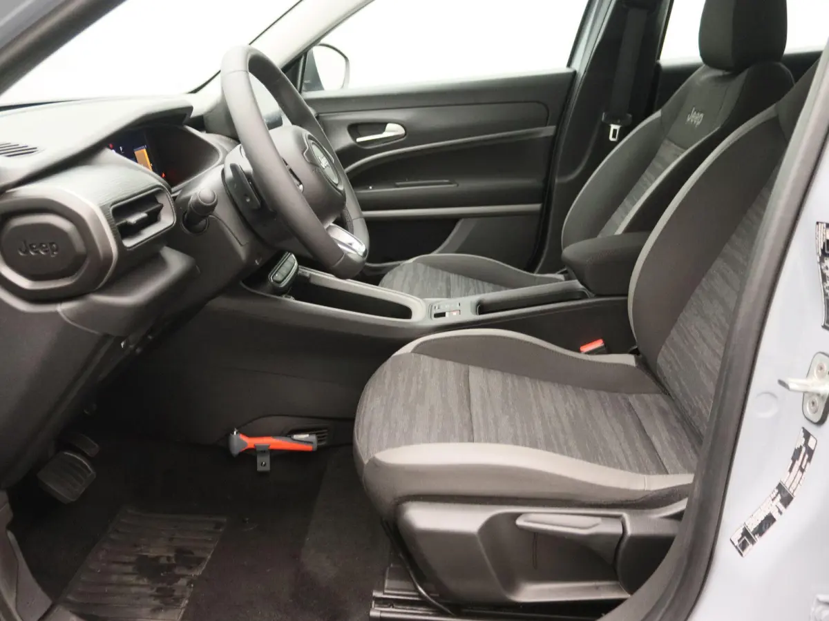 1.2 e-Hybrid Longitude | Apple Carplay/Android Auto | Climate Control | Cruise Control | Lichtmetalen Velgen |