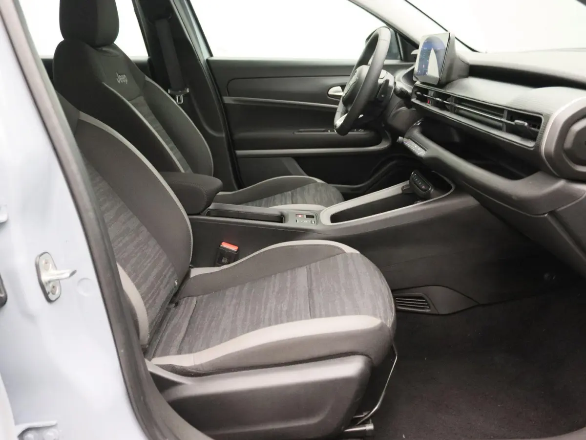 1.2 e-Hybrid Longitude | Apple Carplay/Android Auto | Climate Control | Cruise Control | Lichtmetalen Velgen |
