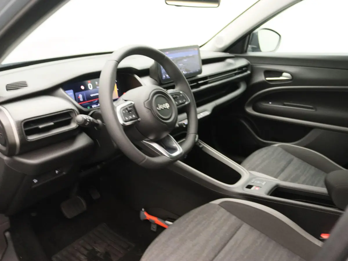 1.2 e-Hybrid Longitude | Apple Carplay/Android Auto | Climate Control | Cruise Control | Lichtmetalen Velgen |