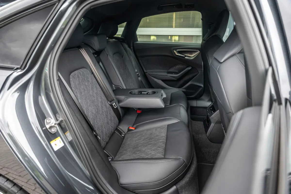Limousine 2.0 367pk quattro S edition Competition | Bang & Olufson Sound System | 360 Camera