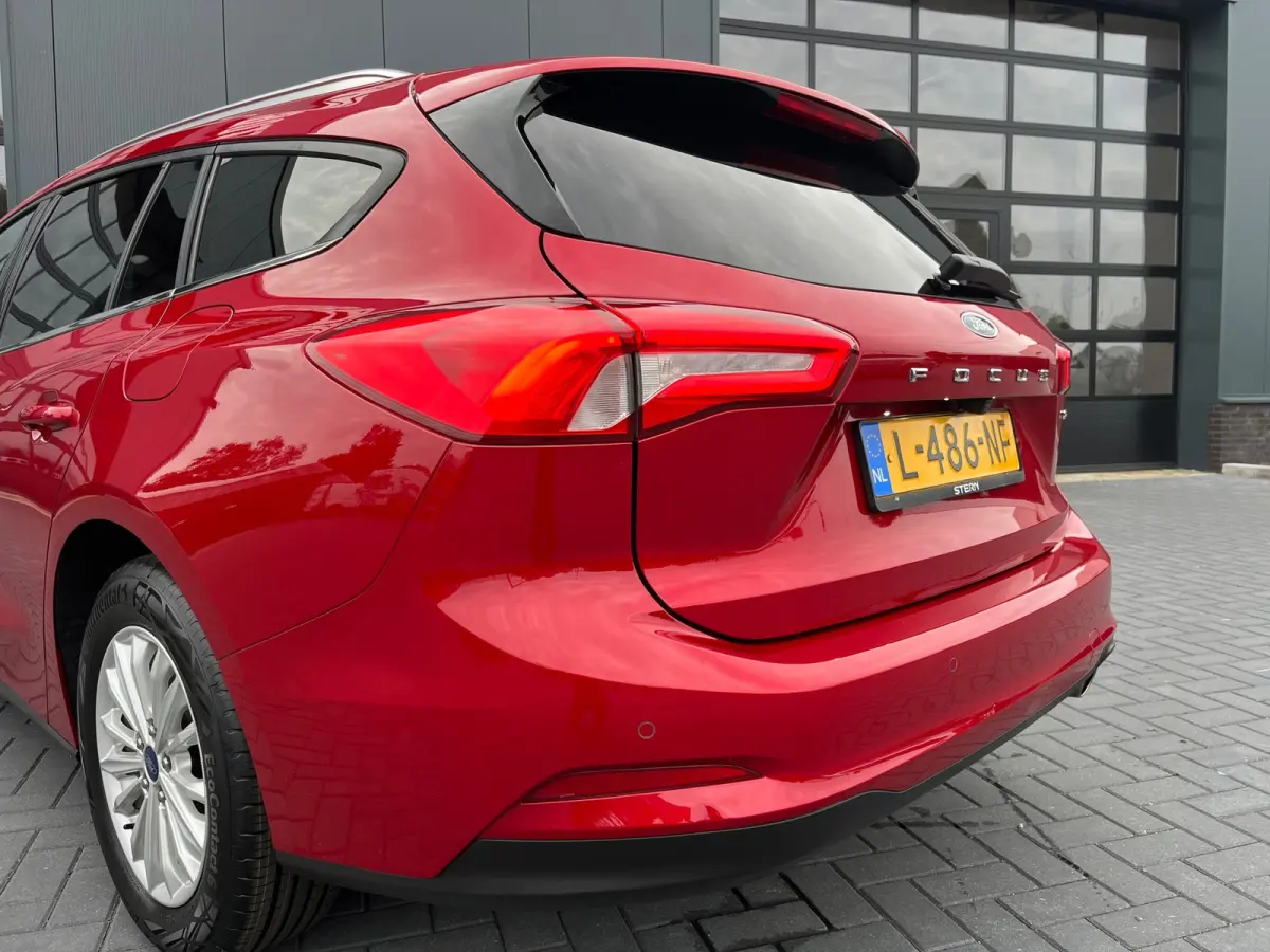 1.0 EcoBoost Hybrid Titanium X Business NL.Auto/Virtual Cockpit/Winterpack/Camera/Cruise/Full Led/1Ste Eigenaar
