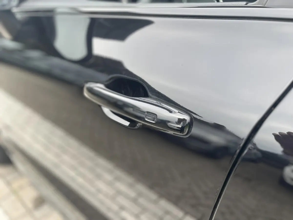 T6 Plug-in hybrid AWD R-Design | Black Pakket | Power Seats | Trekhaak | Panoramadak | Climate Pack |