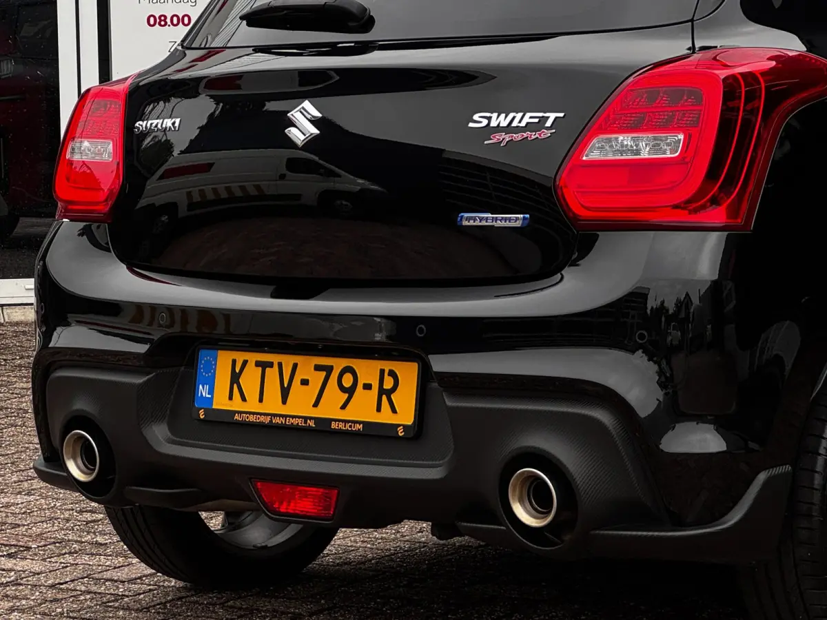 1.4 Sport Smart Hybrid | Camera | Stoelverwarming | Climate control | Navigatie