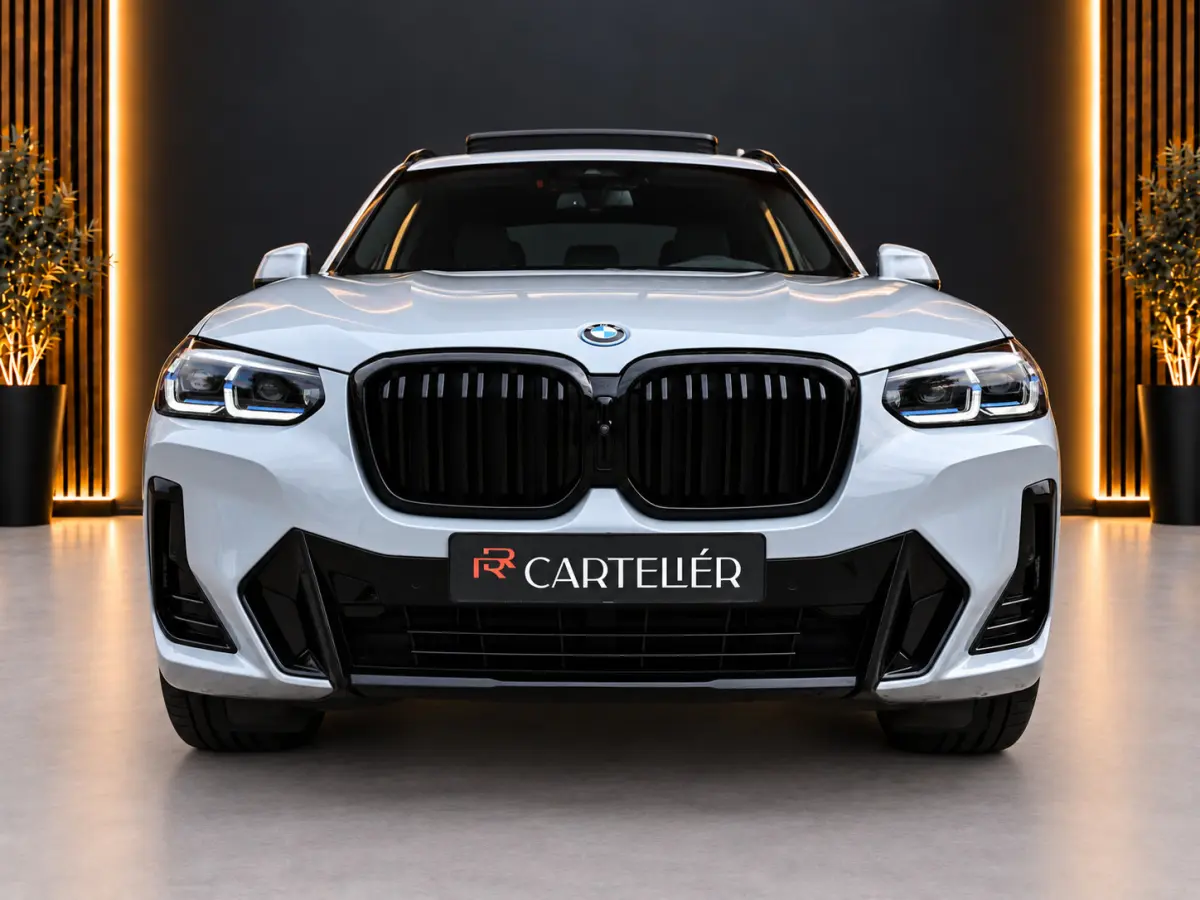 xDrive30e M-Sport Shadow Line | Pano | 360 | Laser Led | Vernasca Leder | Carplay / Android | Trekhaak | Stuurwielverwarming | Stoelverwarming | Keyless | Head-Up | Cruise | Digital Dash | S