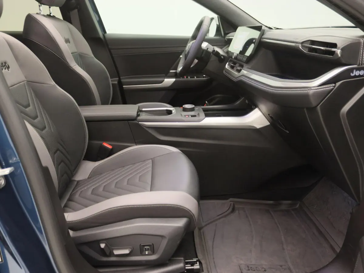1.2 e-Hybrid First Edition | Panorama dak | Tot 8 Jaar Garantie |