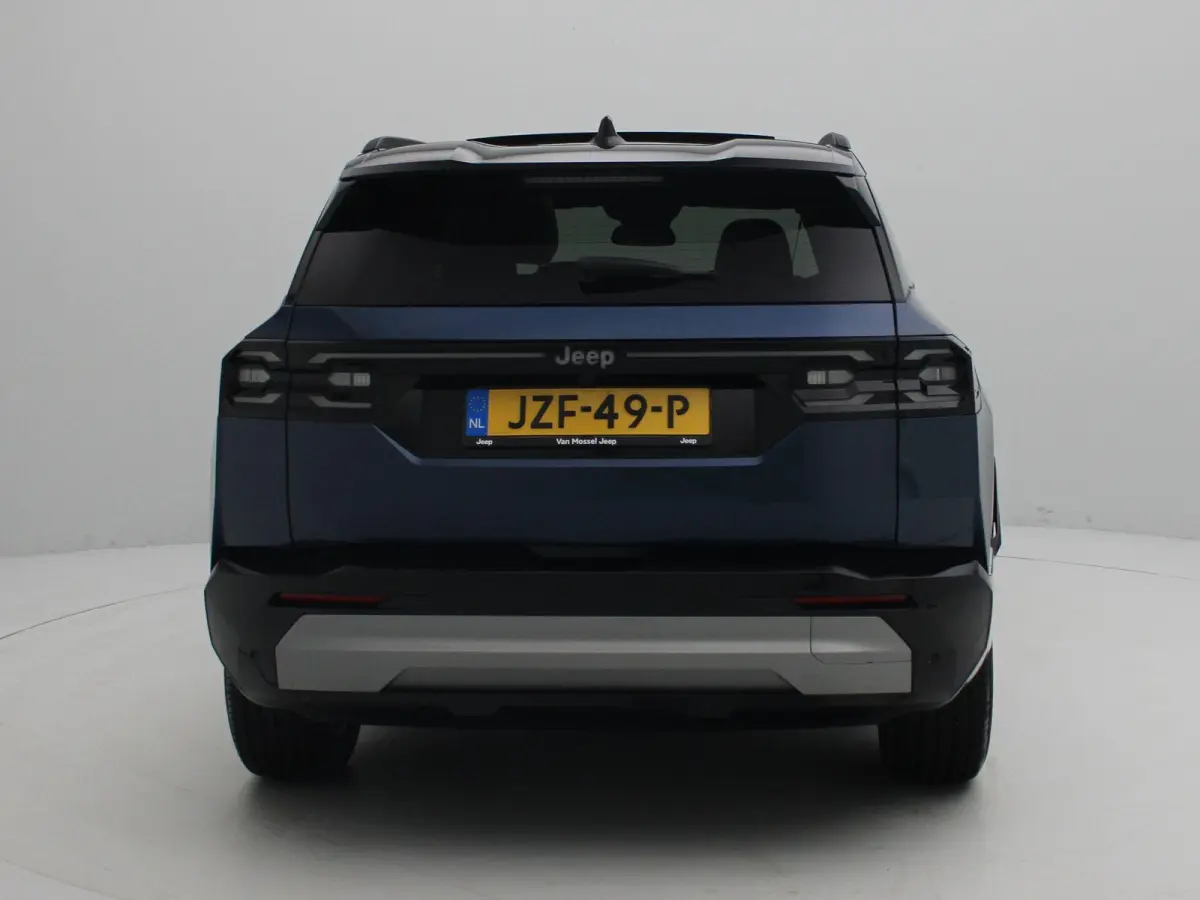 1.2 e-Hybrid First Edition | Panorama dak | Tot 8 Jaar Garantie |