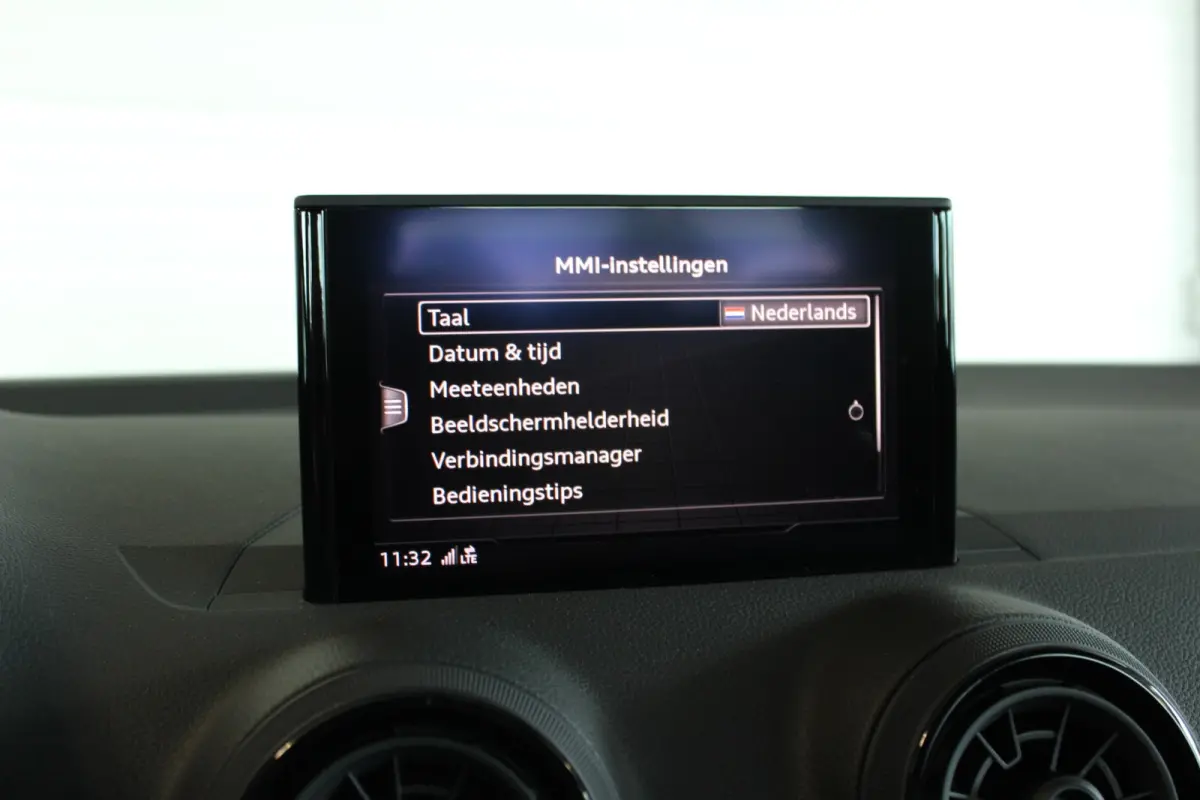 1.0 TFSI Sport Pro Line Trekhaak | Stoelverw. | LED | Sportstoelen | Navi | Cruise | Clima | 18" LMV | PDC