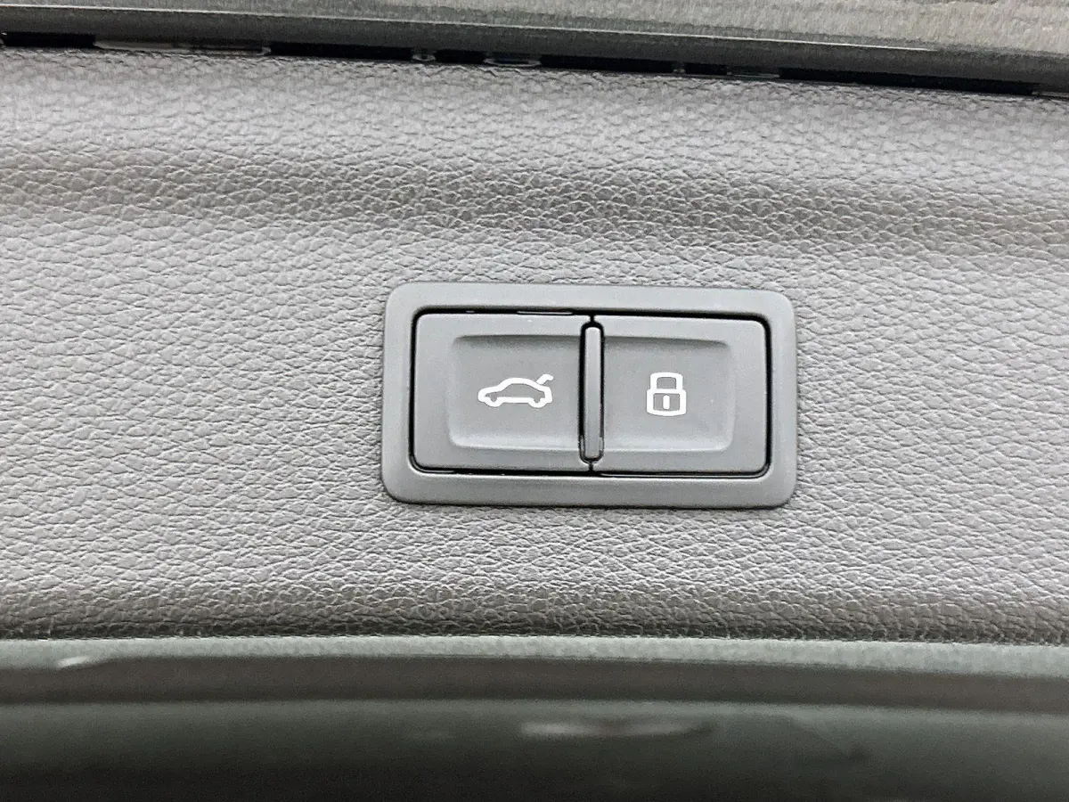 45 TFSI e S edition | Navigatie | Camera | Stoelverwarming | Cruise control | Trekhaak |