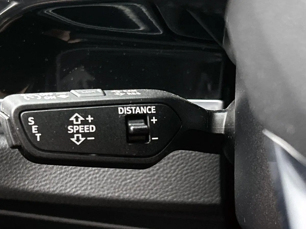 45 TFSI e S edition | Navigatie | Camera | Stoelverwarming | Cruise control | Trekhaak |