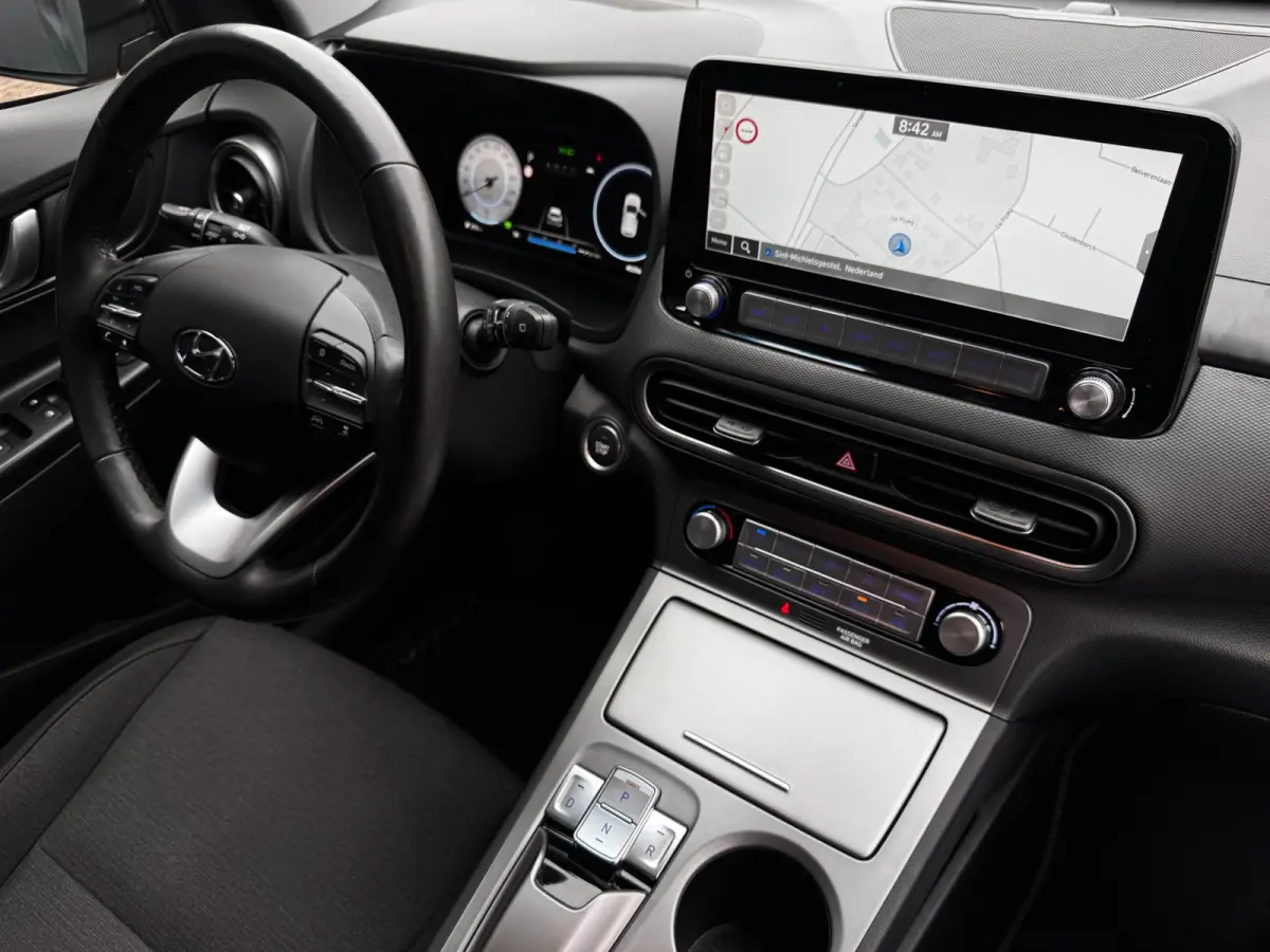 EV Fashion 64 kWh | 97% SOH | Camera | Winter Pack | Adaptive Cruise | Head-Up Display | Navigatie | Krell Sound