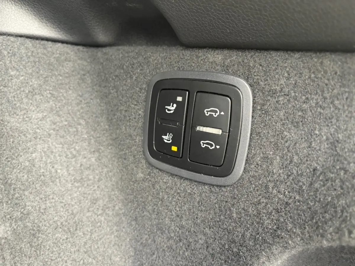 2.0T Facelift Pano 14V-stoel Luchtv. ACC Camera BOSE e.Trekhaak