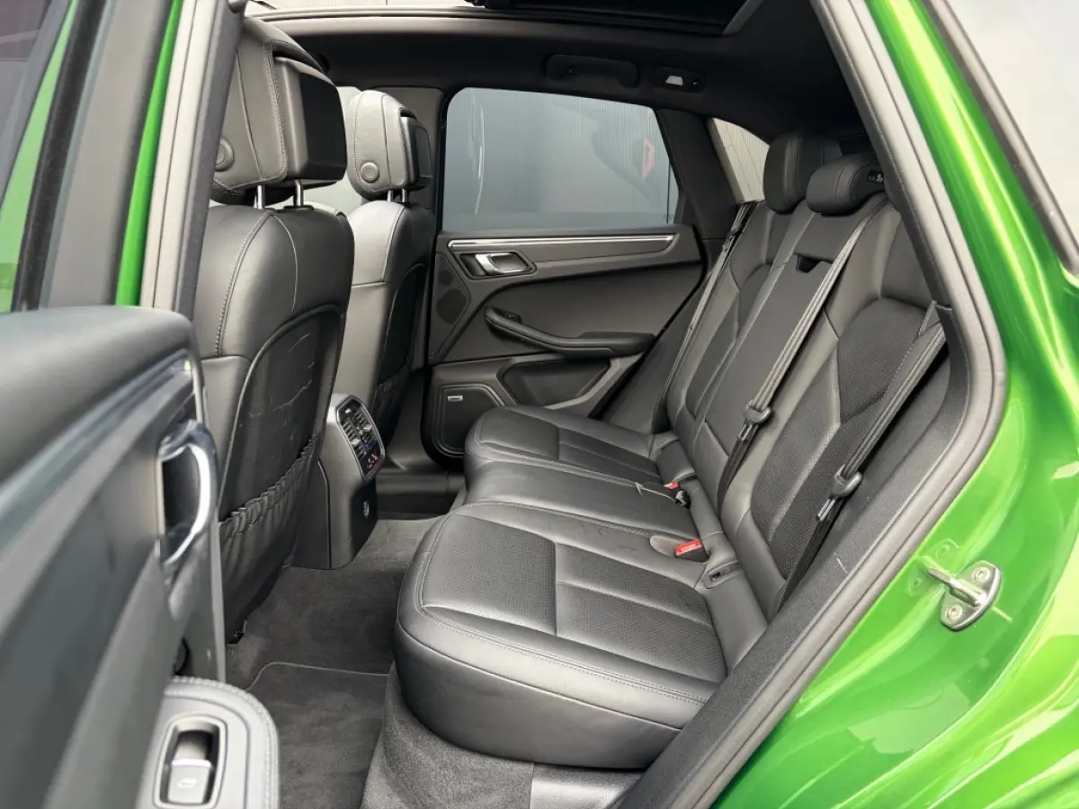 2.0T Facelift Pano 14V-stoel Luchtv. ACC Camera BOSE e.Trekhaak