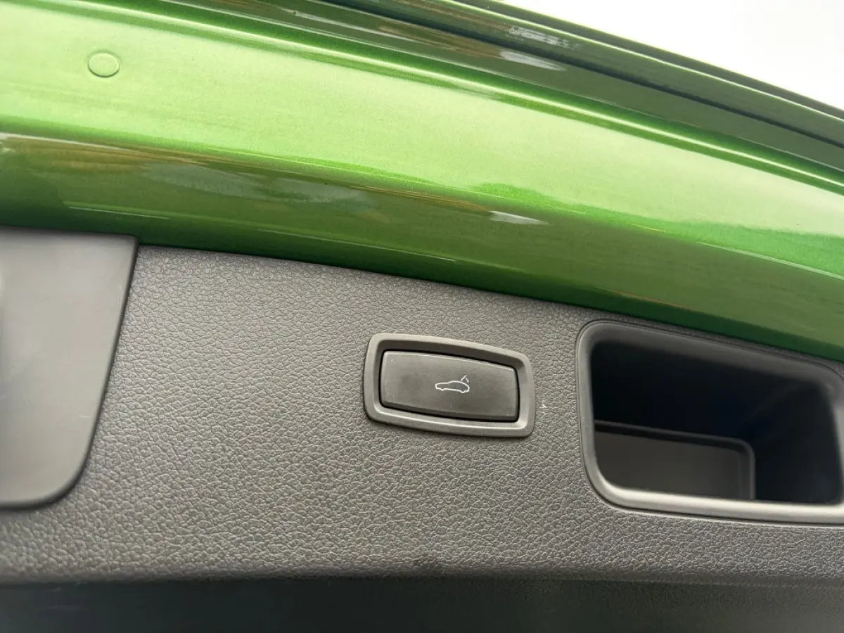 2.0T Facelift Pano 14V-stoel Luchtv. ACC Camera BOSE e.Trekhaak