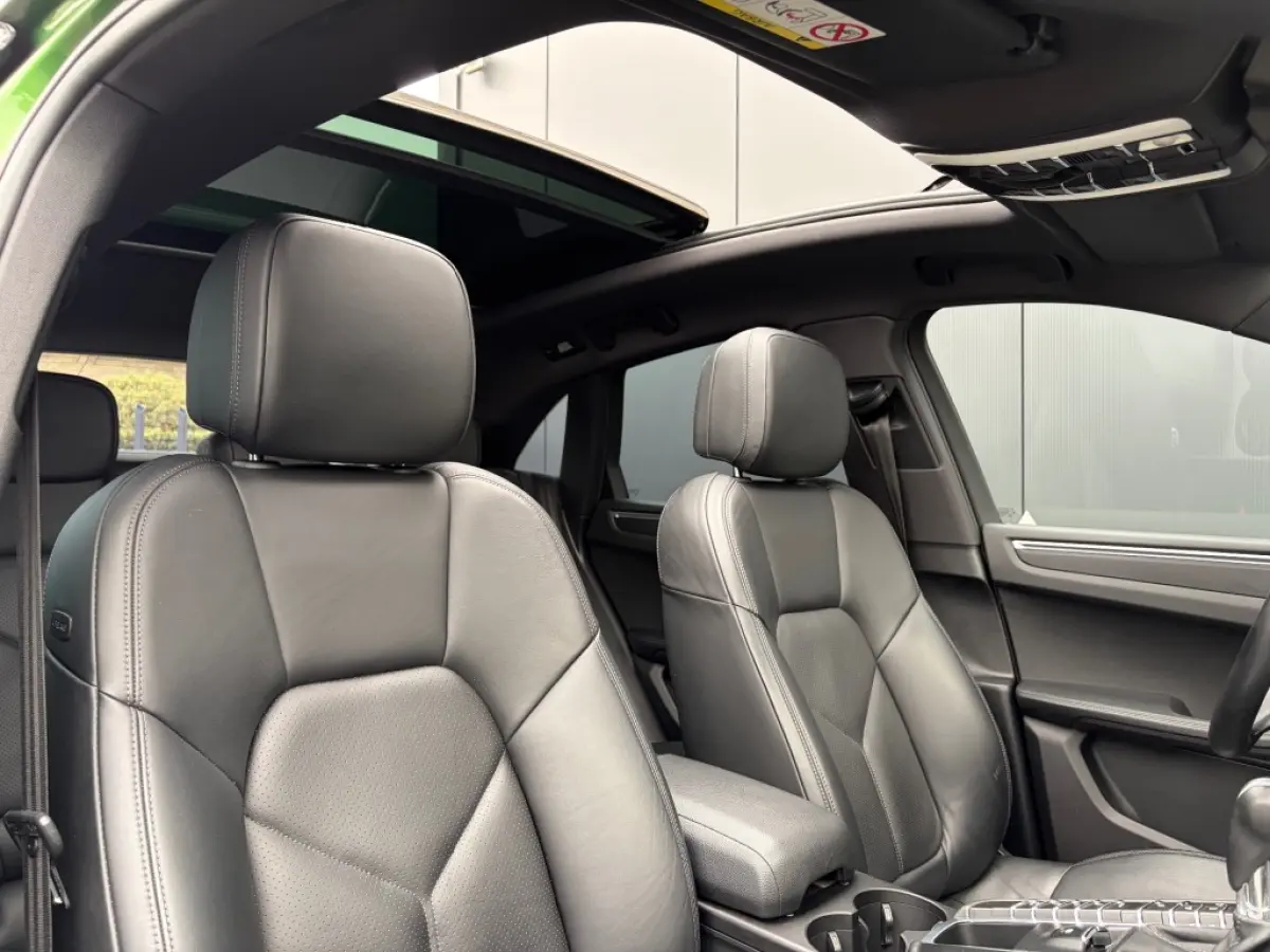 2.0T Facelift Pano 14V-stoel Luchtv. ACC Camera BOSE e.Trekhaak