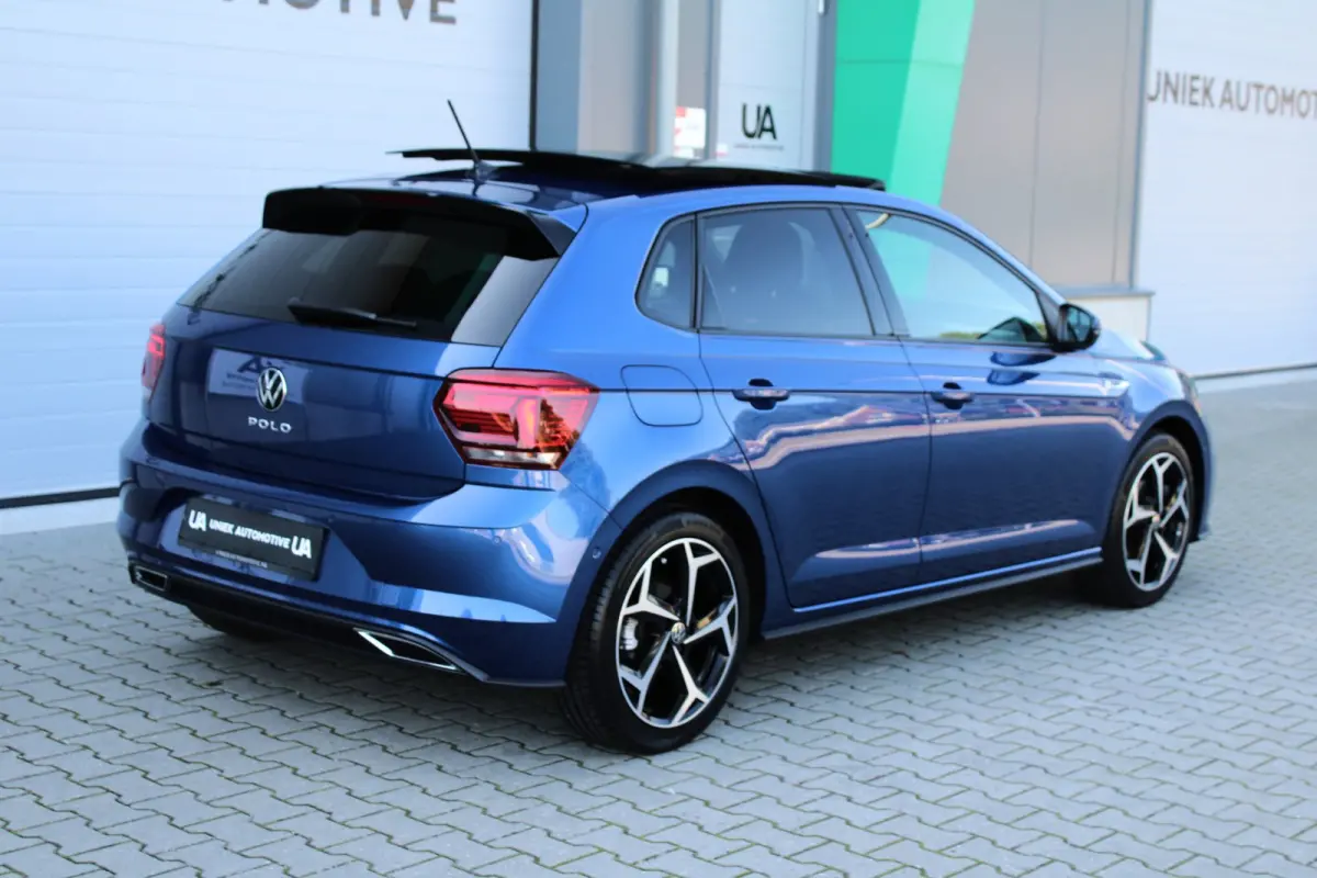 1.5 TSI HIGHLINE BUSINESS R | R LINE | KEYLESS | 17" | CAMERA | BEATS | LED | DODEHOEK | ACC | PANO | 1E EIG!