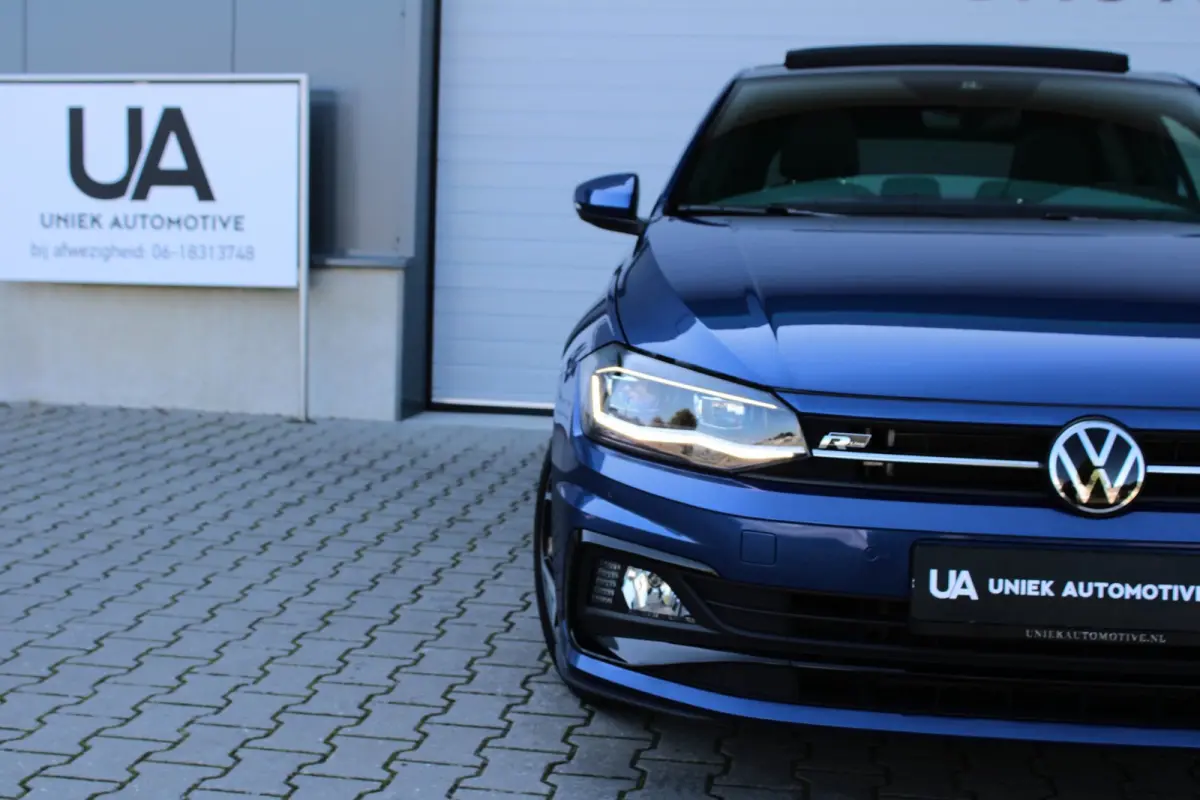 1.5 TSI HIGHLINE BUSINESS R | R LINE | KEYLESS | 17" | CAMERA | BEATS | LED | DODEHOEK | ACC | PANO | 1E EIG!