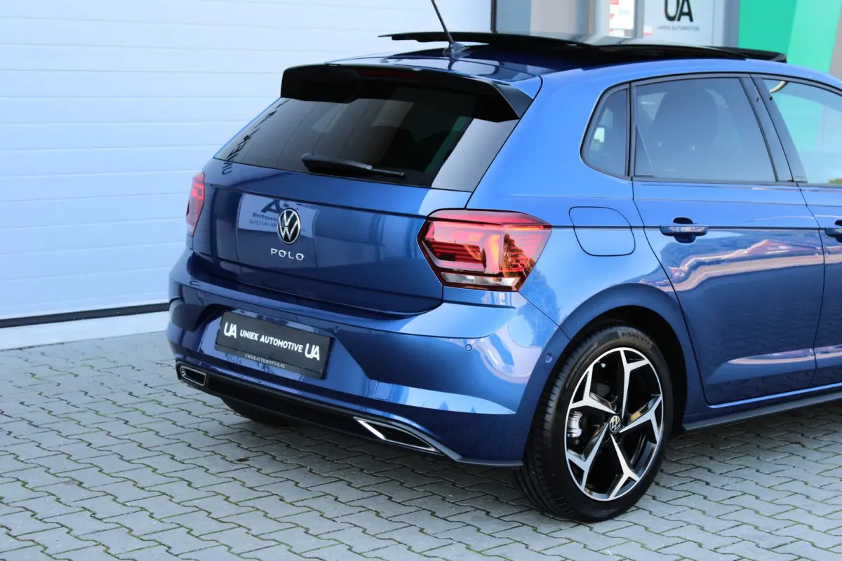 1.5 TSI HIGHLINE BUSINESS R | R LINE | KEYLESS | 17" | CAMERA | BEATS | LED | DODEHOEK | ACC | PANO | 1E EIG!