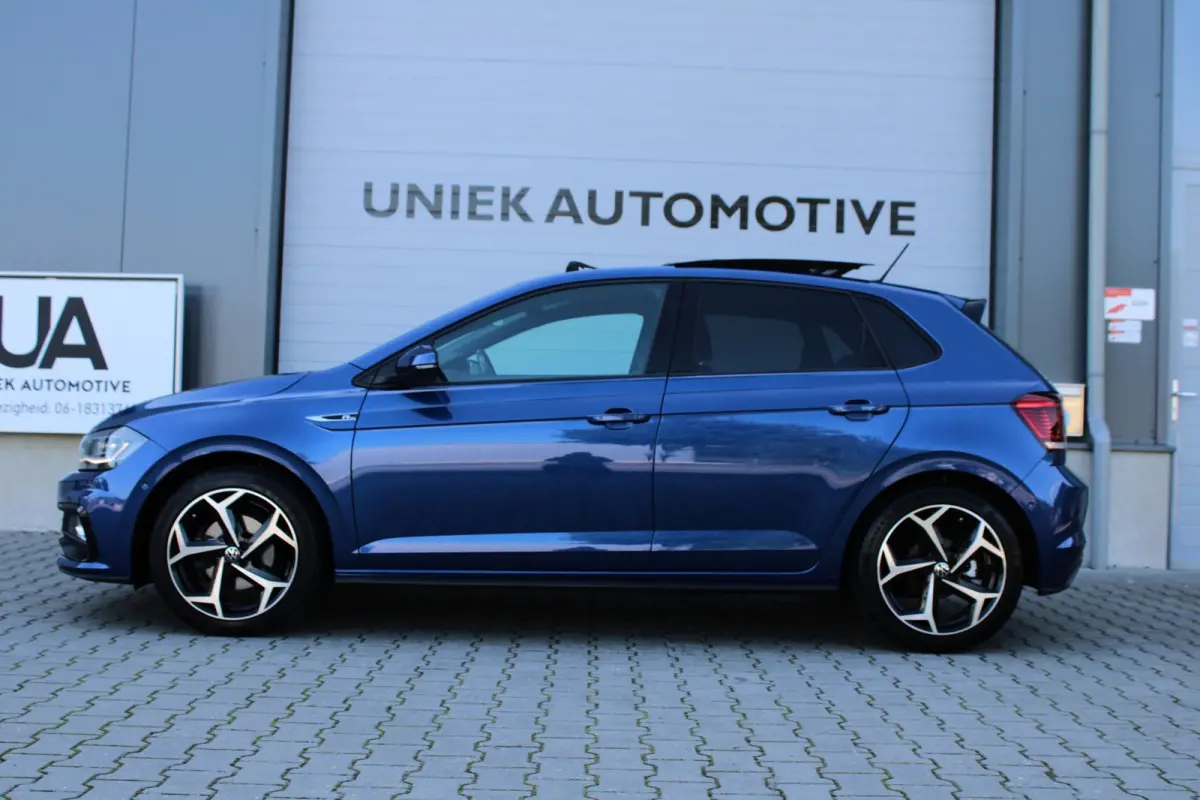 1.5 TSI HIGHLINE BUSINESS R | R LINE | KEYLESS | 17" | CAMERA | BEATS | LED | DODEHOEK | ACC | PANO | 1E EIG!