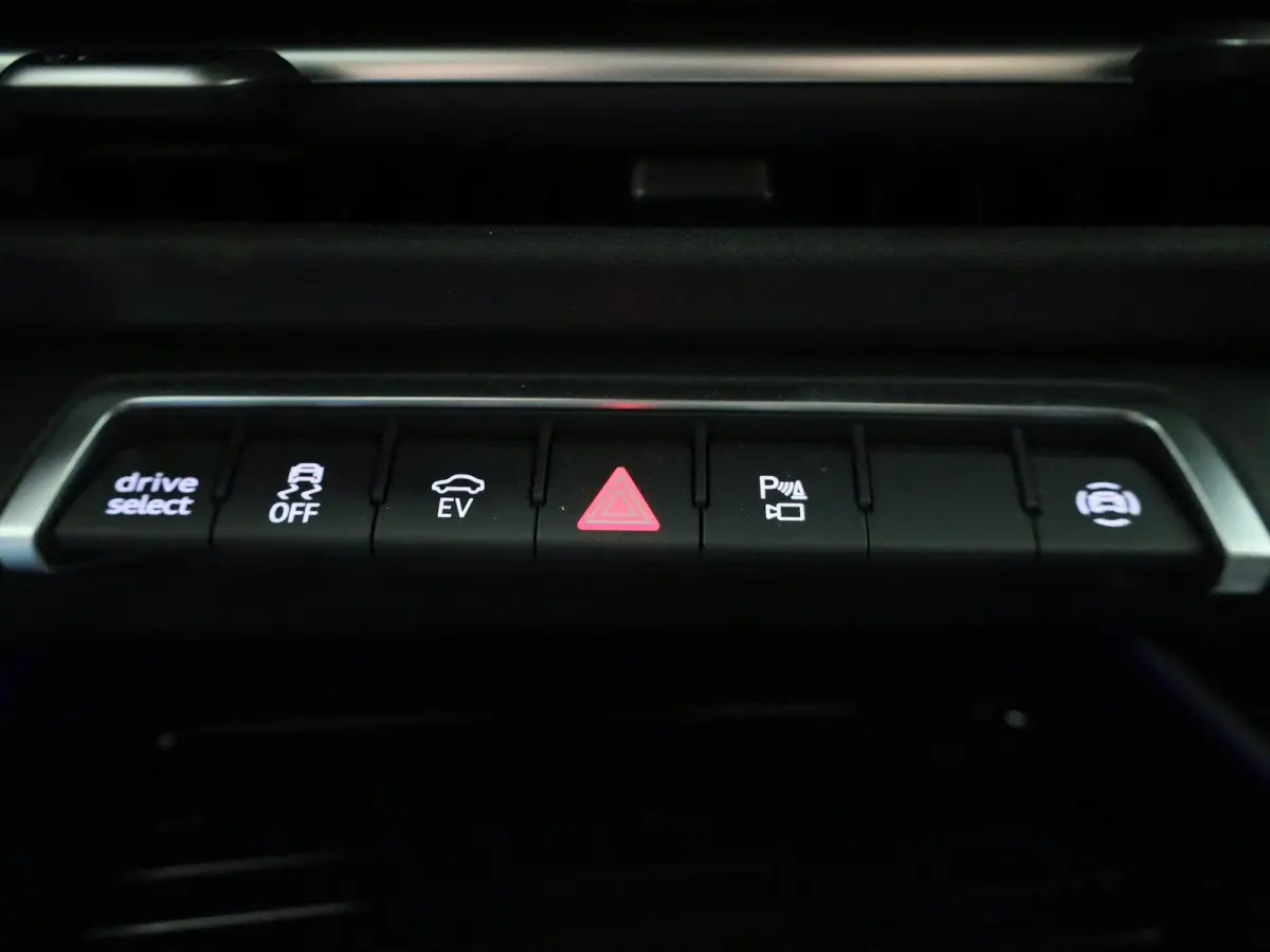 1.5 e-hybrid S edition 272 PK | S-line | Automaat | Panoramadak | SONOS Sound | Trekhaak | Head-up display | Lichtmetalen velgen |
