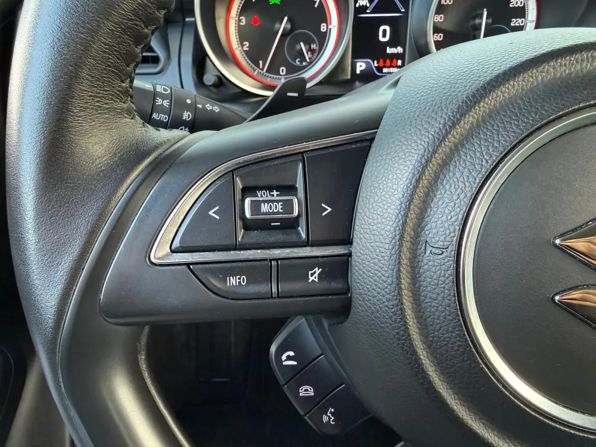 1.2 Style Smart Hybrid - Automaat - Camera - Media Apple/Android - Winterpakket- Org.NL