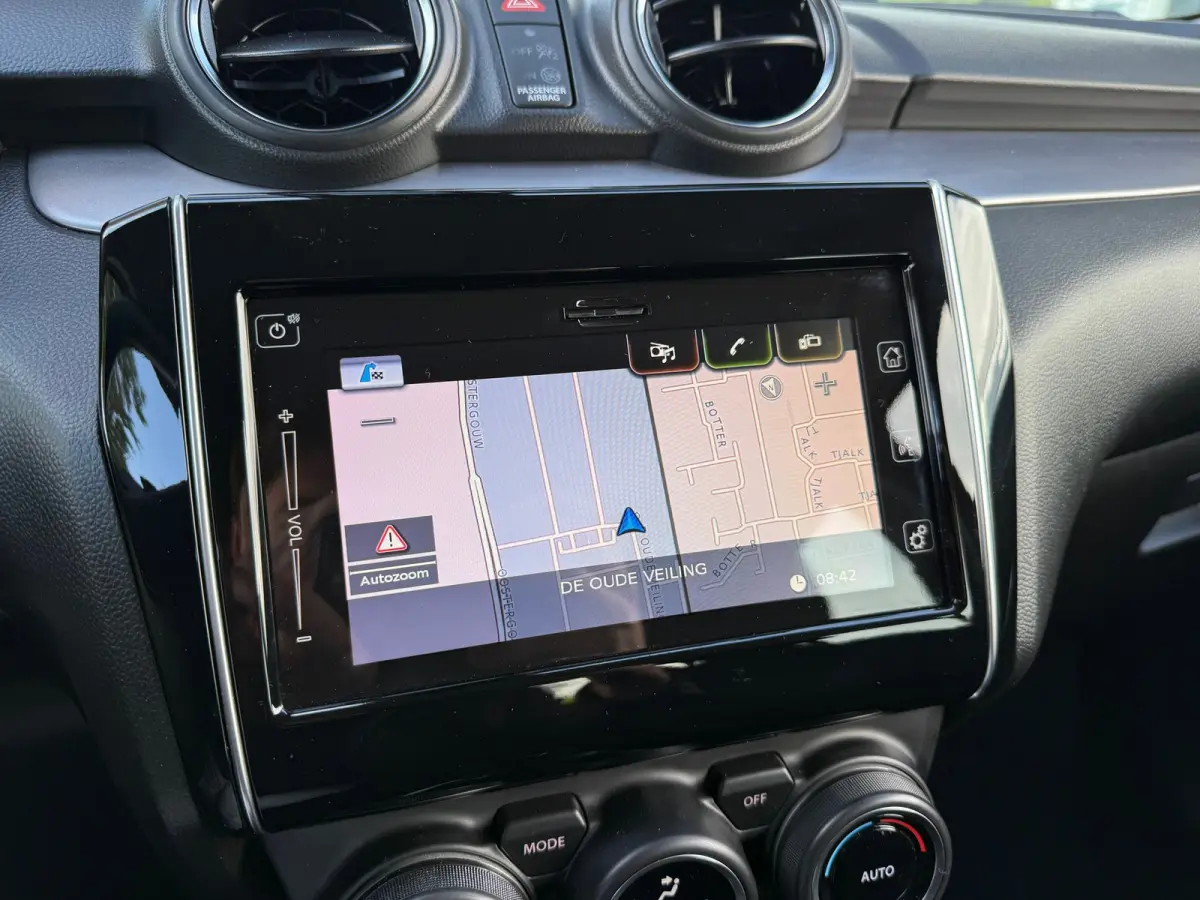 1.2 Style Smart Hybrid - Automaat - Camera - Media Apple/Android - Winterpakket- Org.NL