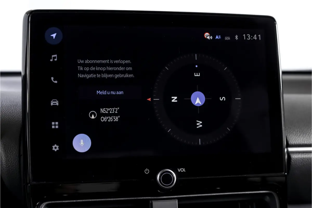 1.5 Hybrid 115 Dynamic | Dig.Cockpit | Adapt.Cruise | Stoel-+stuurverwarming | Camera | PDC | NAV+App.Connect | Auto.Airco | LM 17" | 5875