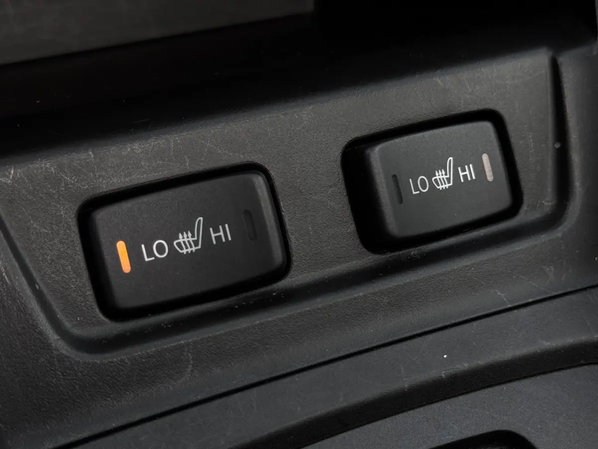 1.5 Hybrid Style | Panoramadak | Suzuki dealer onderhouden | Stoelverwarming | Camera |