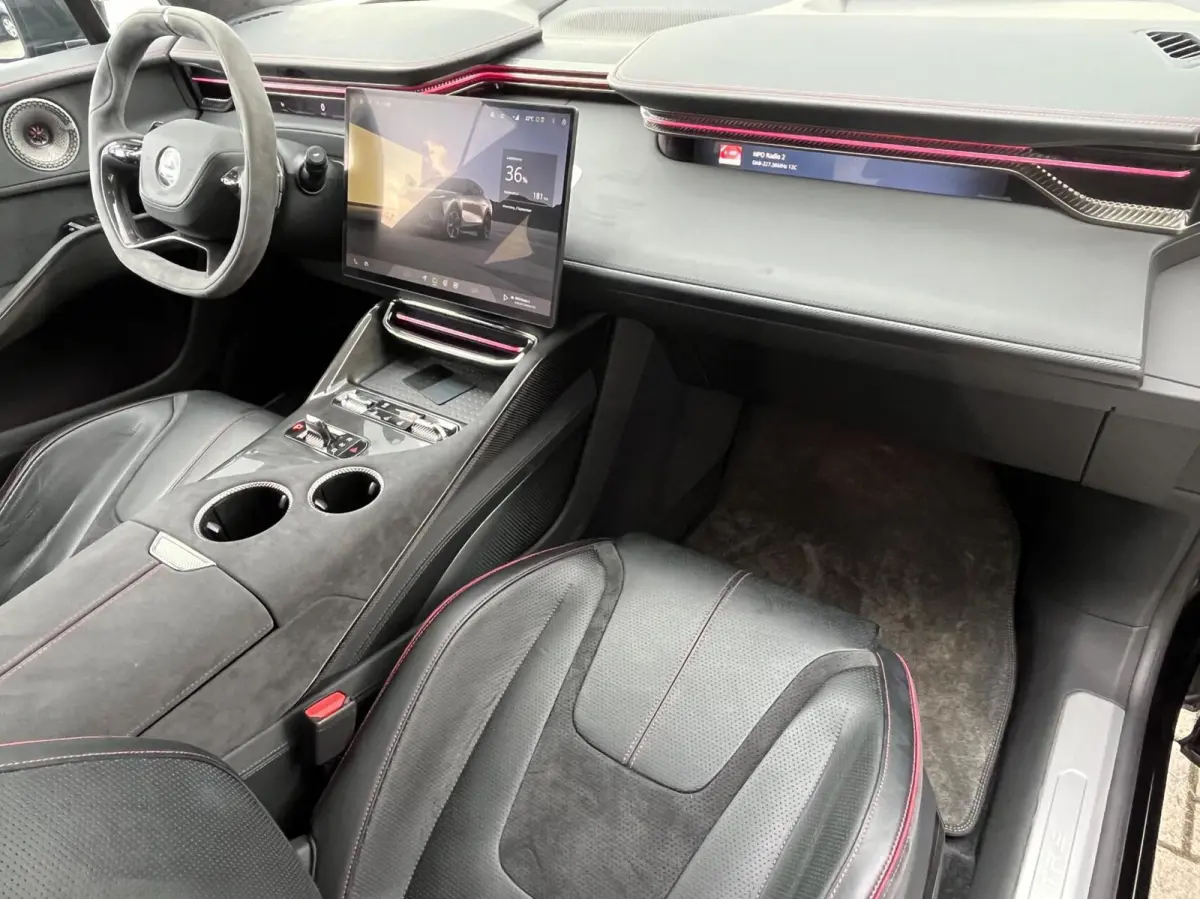 EDS 612PK 4WD 112 kWh TREKH+KEF+PANO+22INCH