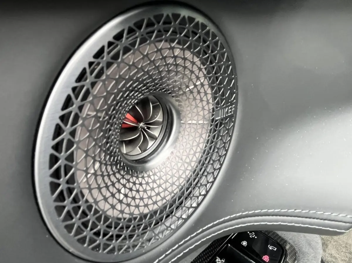 EDS 612PK 4WD 112 kWh TREKH+KEF+PANO+22INCH