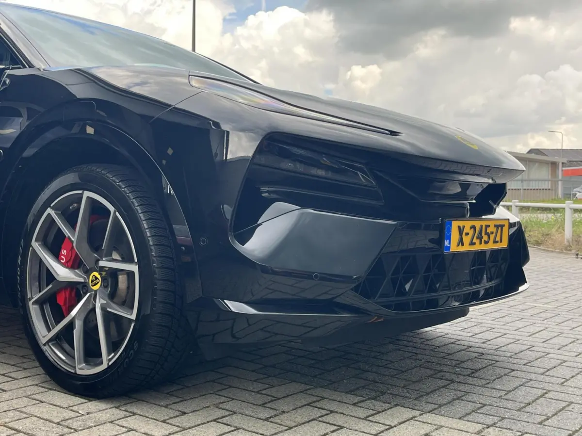 EDS 612PK 4WD 112 kWh TREKH+KEF+PANO+22INCH