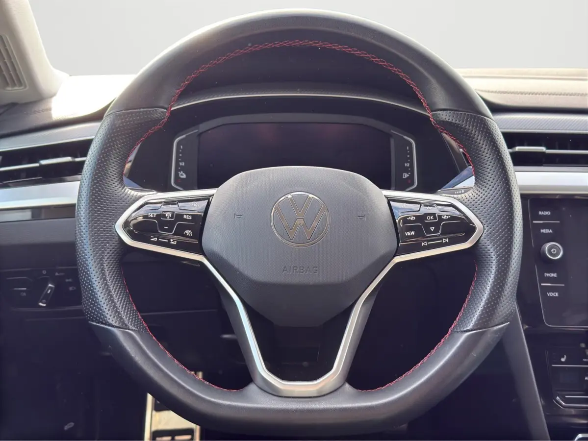1.4 TSI eHybrid Elegance Business+ | 218Pk | Trekhaak | A.Camera | ACC | Elec. klep | LED |