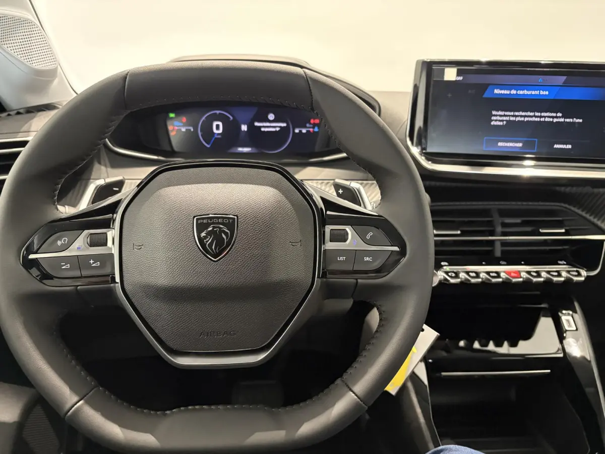 1.2 Hybrid 110 e-DCS6 Allure | APPLE CARPLAY & ANDROID AUTO | CAMERA | NAVI |