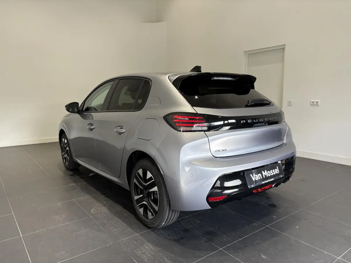 1.2 Hybrid 110 e-DCS6 Allure | APPLE CARPLAY & ANDROID AUTO | CAMERA | NAVI |