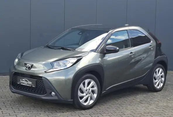 1.0 VVT-i MT / CARPLAY / 12 MAANDEN GARANTIE!