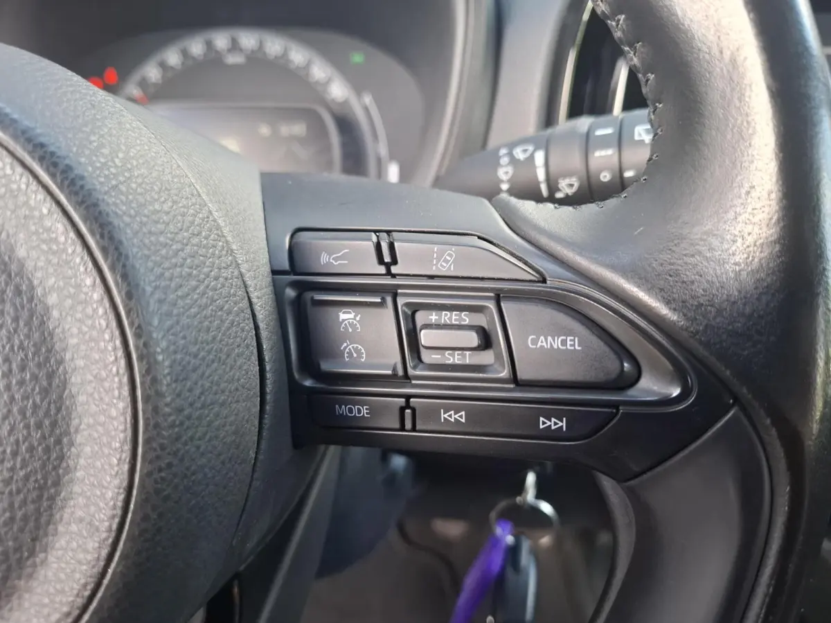 1.0 VVT-i MT / CARPLAY / 12 MAANDEN GARANTIE!