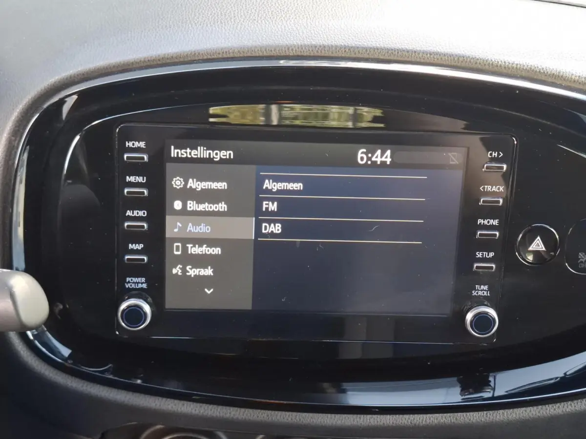 1.0 VVT-i MT / CARPLAY / 12 MAANDEN GARANTIE!