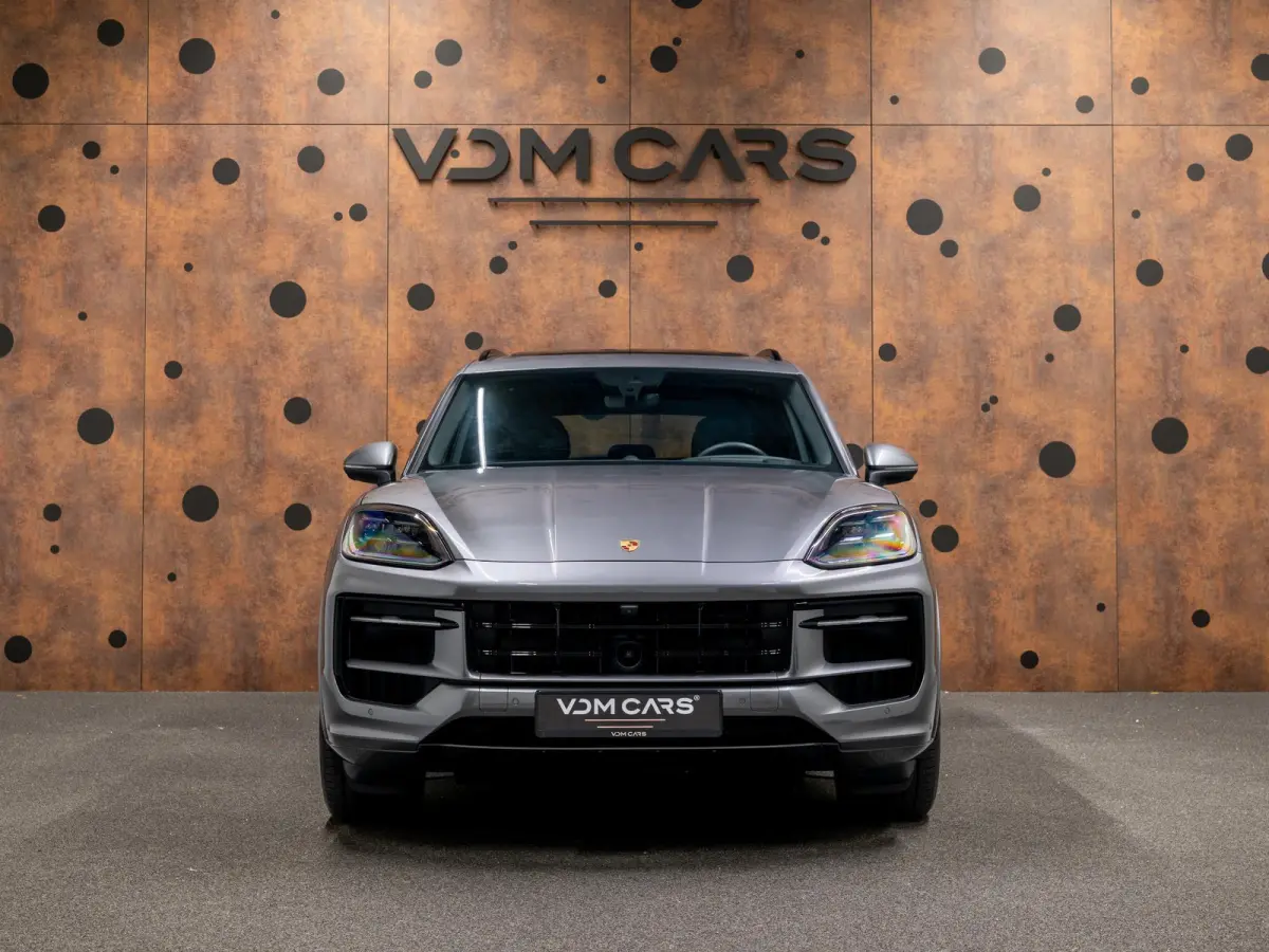 3.0 S E-Hybrid | SportDesign | 360° | Achterasbest. | InnoDrive | BOSE | Luchtvering |