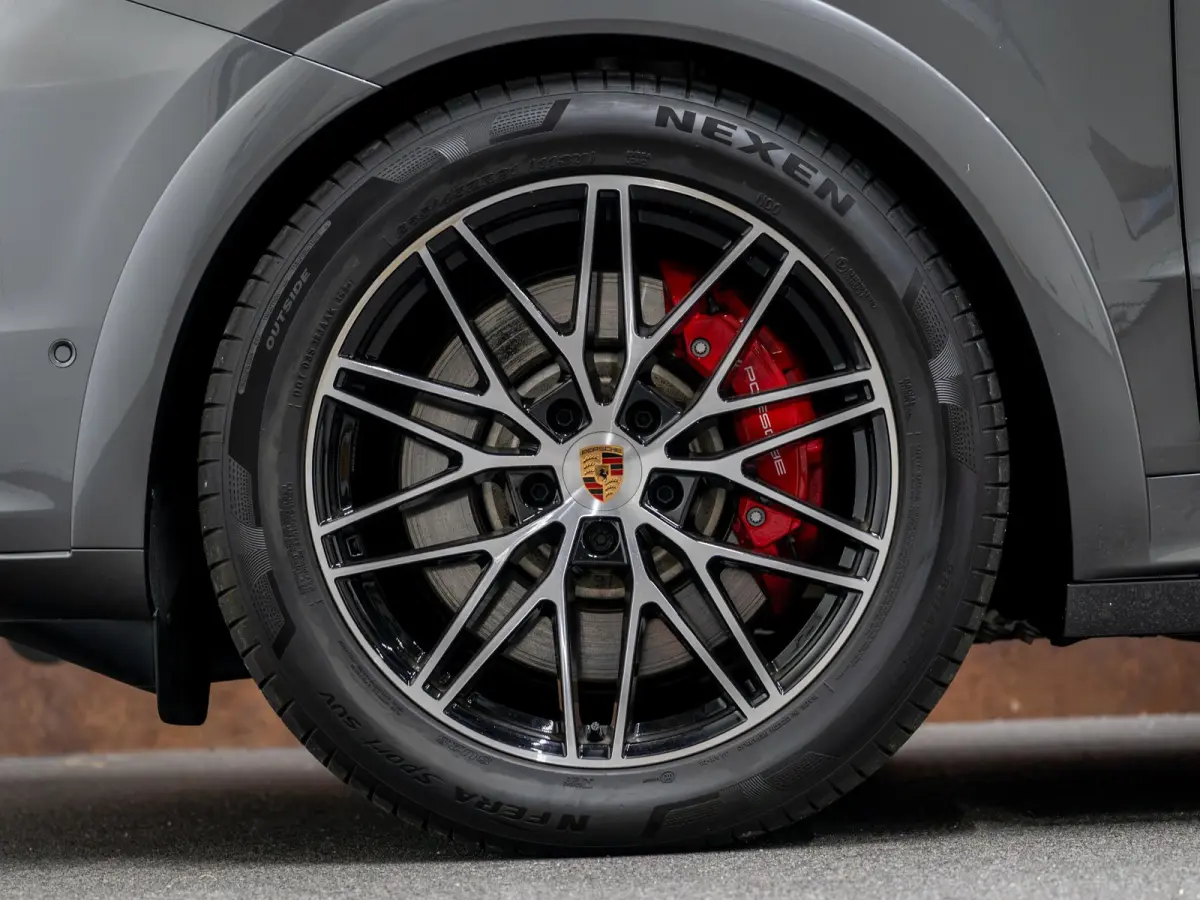 3.0 S E-Hybrid | SportDesign | 360° | Achterasbest. | InnoDrive | BOSE | Luchtvering |