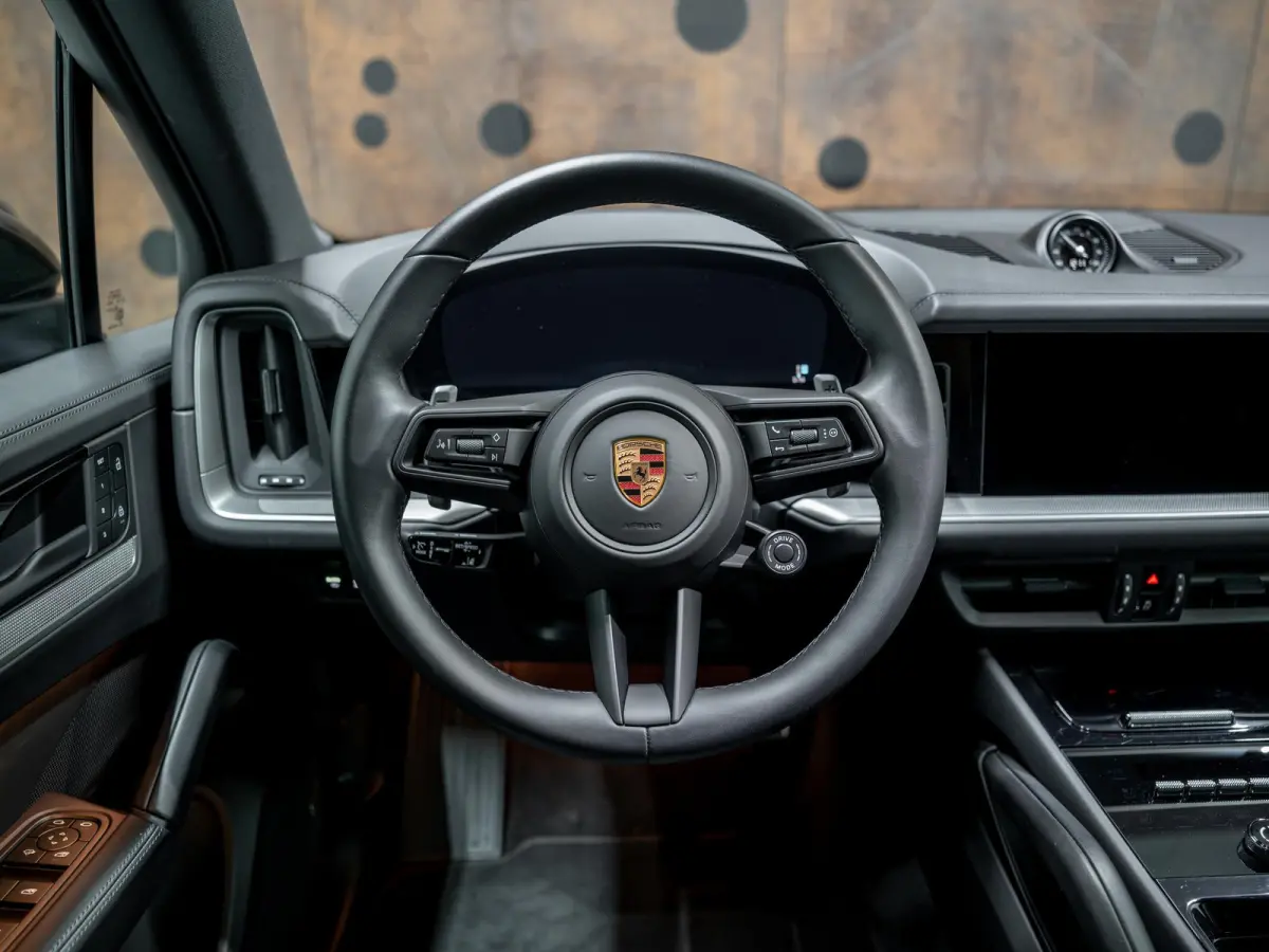 3.0 S E-Hybrid | SportDesign | 360° | Achterasbest. | InnoDrive | BOSE | Luchtvering |