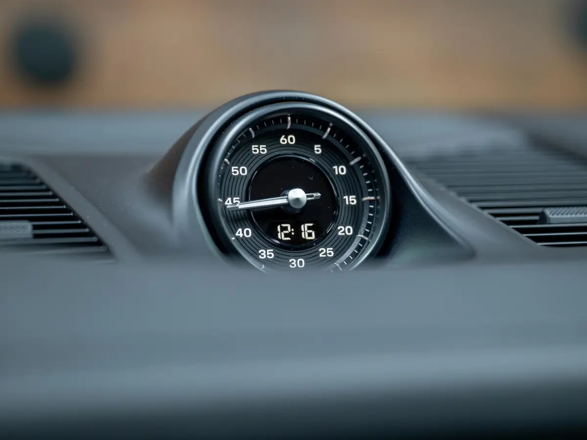 3.0 S E-Hybrid | SportDesign | 360° | Achterasbest. | InnoDrive | BOSE | Luchtvering |